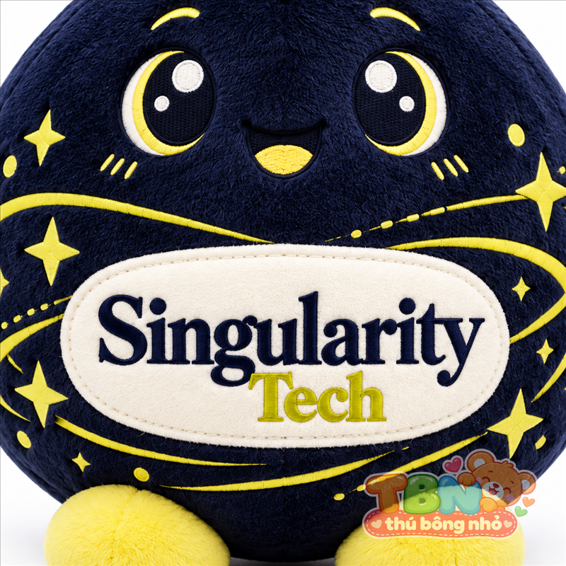 Thú bông Lỗ đen chibi Singularity – chi tiết logo trên mẫu tham khảo