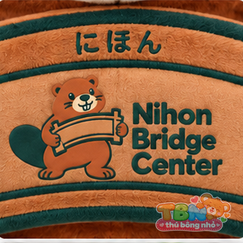 Thú bông Hải ly Nihon Bridge – chi tiết logo trên mẫu tham khảo