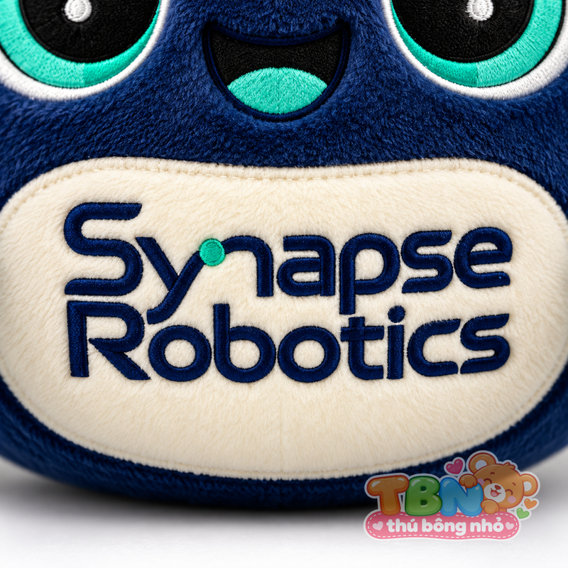 Thú bông Nhện robot Synapse – chi tiết logo trên mẫu tham khảo
